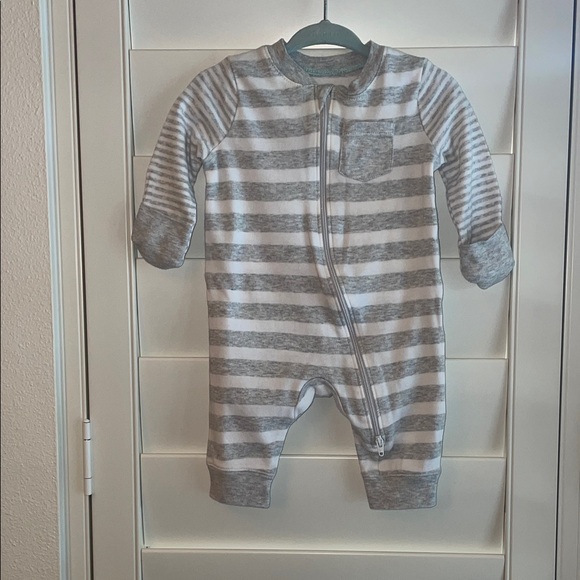 Cloud Island Gray and White Striped Baby Bodysuit - Picture 1 of 3
